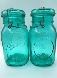 【希少】アンティーク メイソンジャー Ball Mason jar  ビンテージ　Quart(クォート)　ワイヤー型　Bicentennial Celebration　ワシ彫刻　ブルー瓶/ブルー蓋